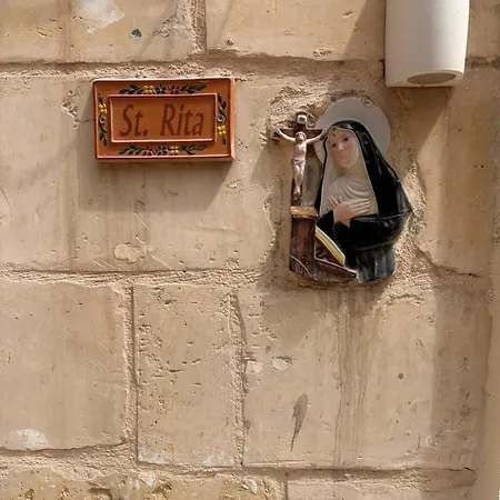 Santa Rita Apartment